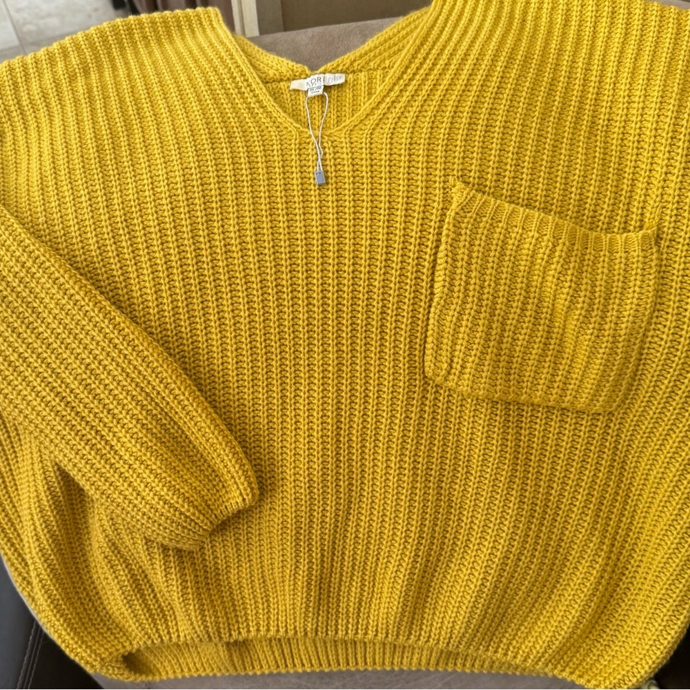 Kori Yellow V-Neck Sweater with Chunky Knit
